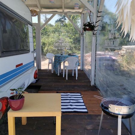 Sea Caravan/Camper On The Beach Kiten  Buitenkant foto